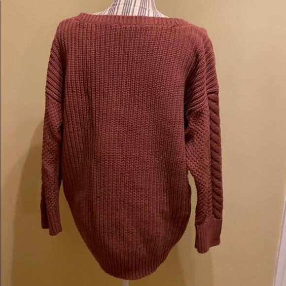 EXPRESS women’s sweater. Medium - Picture 4 of 8